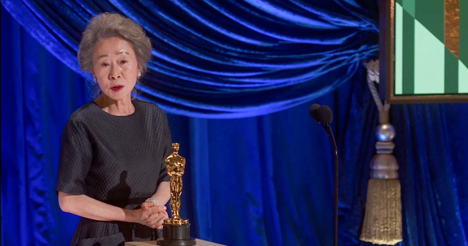 Atriz sul-coreana Yoon Yeo-Jung, de 'Minari', na 93ª edição do Oscar.