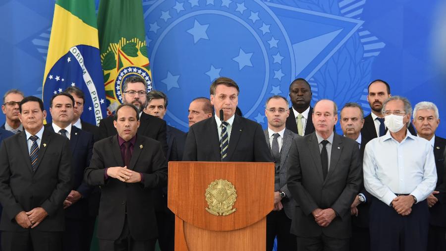 Bolsonaro e seus ministros