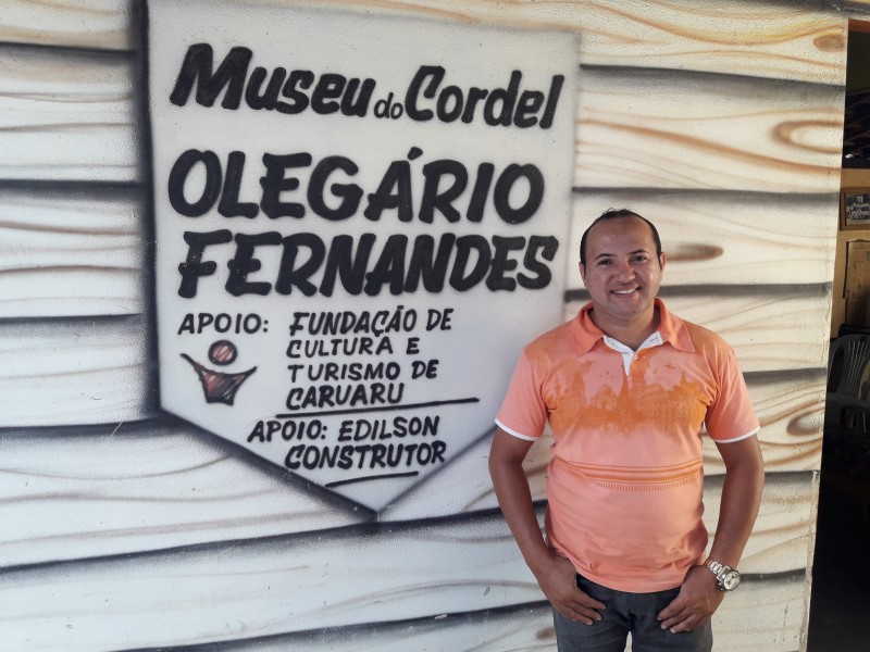 Olegário Fernandes Filho, diretor do museu do Cordel.
