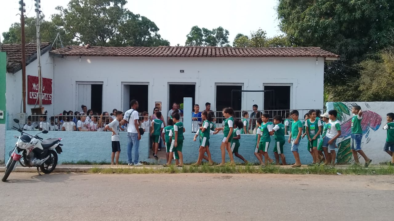 Alunos de escolas municipais em visitação a Casa Borges. Foto: acervo da coordenação do Museu.