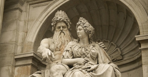Estátua de Zeus e Hera
