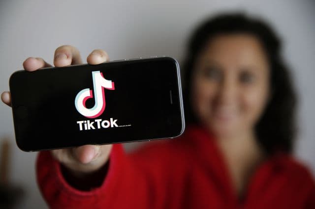 Segundo levantamento feito pela Statisa, o Brasil é o segundo país que mais usa o TikTok no mundo.