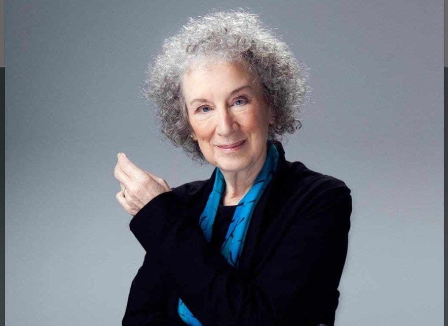 Margaret Atwood em foto publicitária em 2013