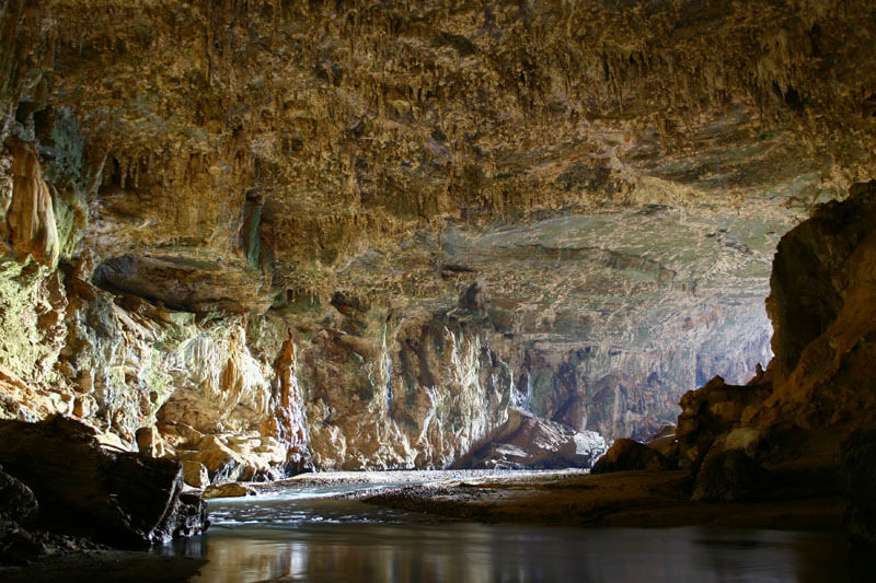 Caverna em Terra das Roncas/ Travessia Tour