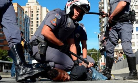 Pretos e Pardos representam 67% das vítimas de violência policial no Brasil