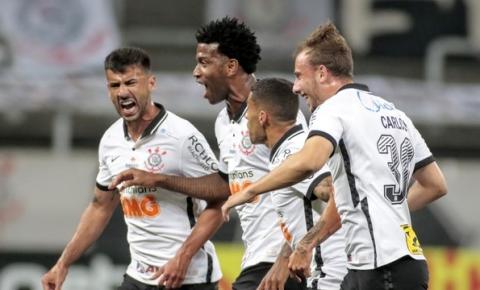 Corinthians vence o Palmeiras e segue na busca da classificação no Paulista