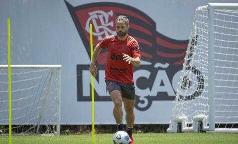 Diego Ribas se recupera de lesão e deve ser relacionado contra o Bahia
