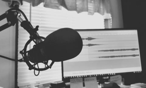 Podcasts | Diferentes formatos ganham ouvintes nos streamings 